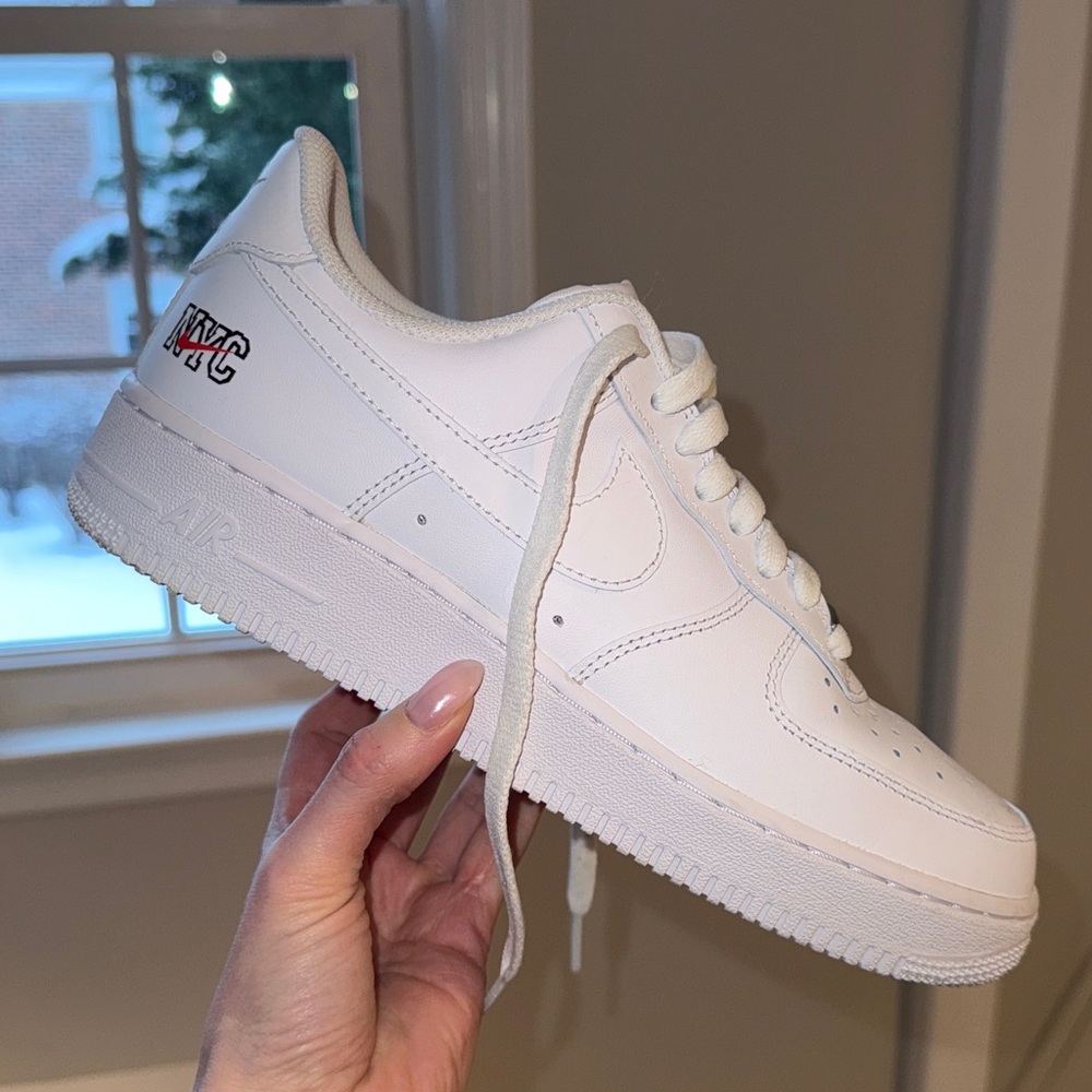 Nike White Air Force 1 NYC Sneakers Men’s sz 8